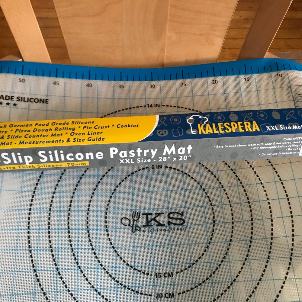 Kalespera Non-slip Silicone Pastry Mat for Non Stick Baking Mat